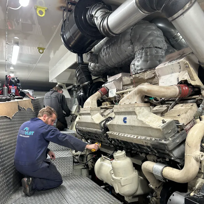 Onderhoud en Service Cummins Onderhoud en Service Cummins